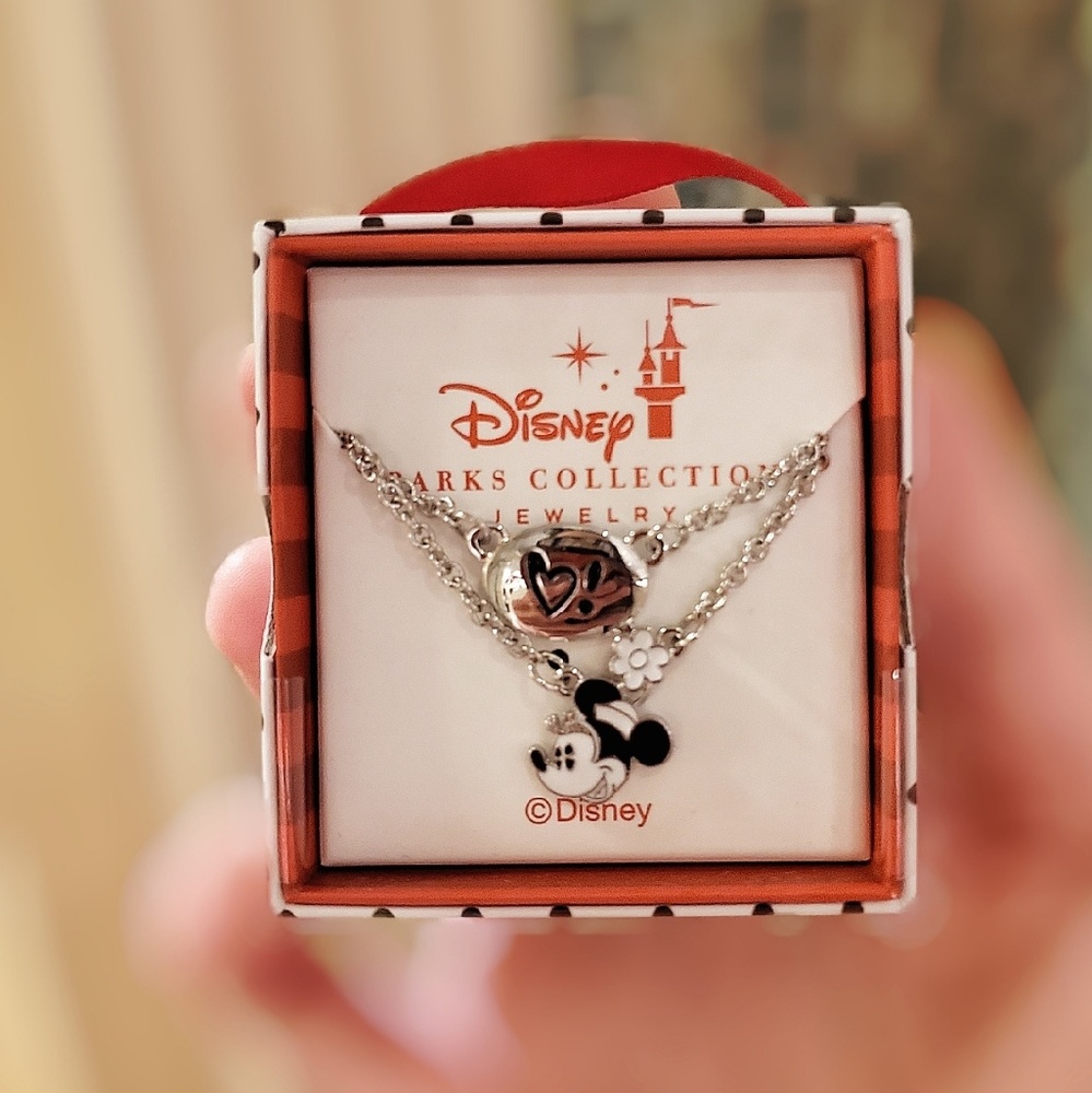 DISNEY PARKS METAL MICKEY ENAMEL NECKLACE - Picture 4 of 5